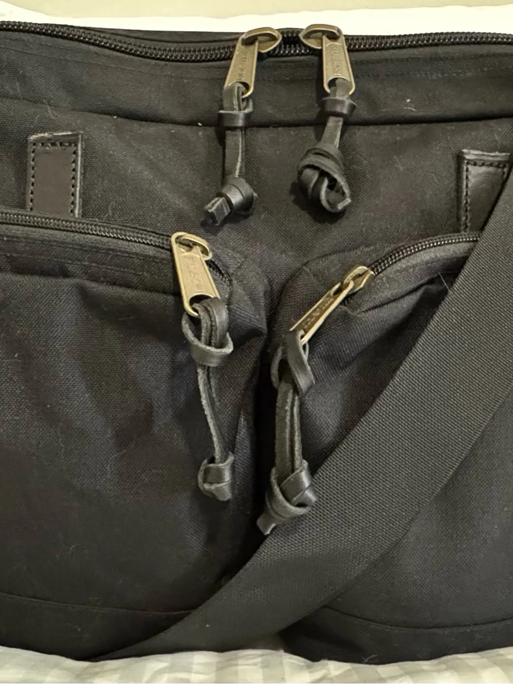 Filson Dryden Black Messenger/ Briefcase